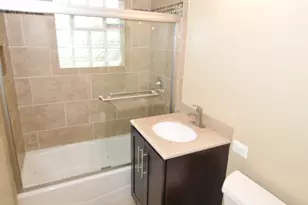 32 N Main St, Glen Ellyn, IL 60137 - Photo 12