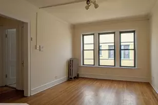 2332 N Spaulding Ave, Chicago, IL 60647 - Photo 2
