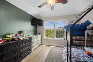 5235 Greenshire Cir, Lake in the Hills, IL 60156 - Photo 16