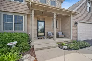 5235 Greenshire Cir, Lake in the Hills, IL 60156 - Photo 4
