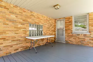 7303 N Kedvale Ave, Lincolnwood, IL 60712 - Photo 24