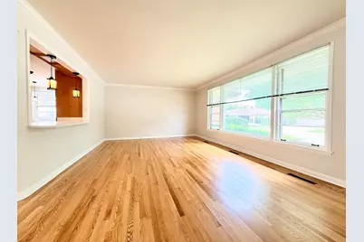 7303 N Kedvale Avenue, Lincolnwood, IL 60712 - Photo 2