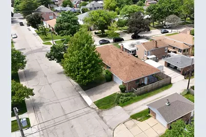 7303 N Kedvale Avenue, Lincolnwood, IL 60712 - Photo 26