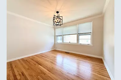 7303 N Kedvale Avenue, Lincolnwood, IL 60712 - Photo 8