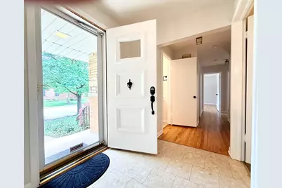 7303 N Kedvale Avenue, Lincolnwood, IL 60712 - Photo 10