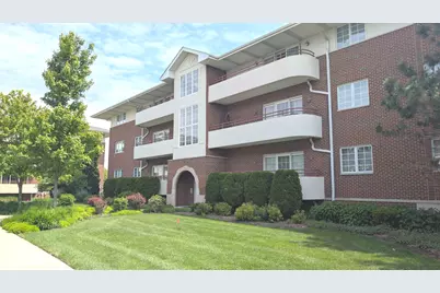 706 63rd Street #202, Westmont, IL 60559 - Photo 1