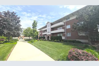 706 63rd Street #202, Westmont, IL 60559 - Photo 2