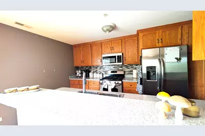 706 63rd Street #202, Westmont, IL 60559 - Photo 4