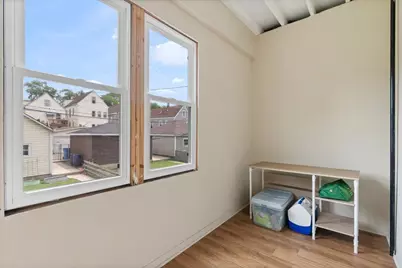 2735 N Ridgeway Avenue, Chicago, IL 60647 - Photo 30