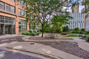 411 S Sangamon St, Chicago, IL 60607 - Photo 20