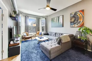 1050 W Foster Ave, Chicago, IL 60640 - Photo 2