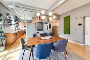 1050 W Foster Ave, Chicago, IL 60640 - Photo 6