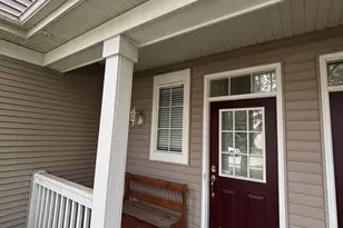 1523 Grand Dr, Dekalb, IL 60115 - Photo 2