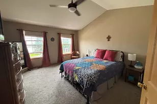 1523 Grand Dr, Dekalb, IL 60115 - Photo 10