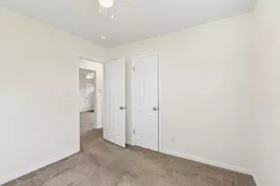 2716 Mohawk Rd, Waukegan, IL 60087 - Photo 14
