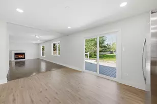 1271 Edmonds Ave, New Lenox, IL 60451 - Photo 4