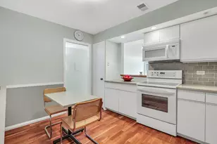 2300 Sherman Ave, Evanston, IL 60201 - Photo 10
