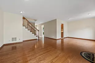 1253 Reading Ct, Wheaton, IL 60189 - Photo 16