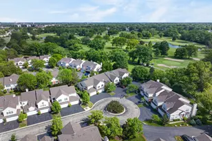 782 Old Checker Rd, Buffalo Grove, IL 60089 - Photo 16