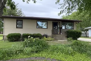 318 N 2nd Rd, Tonica, IL 61370 - Photo 12