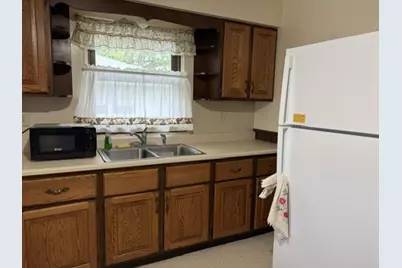 318 N 2nd Road, Tonica, IL 61370 - Photo 2