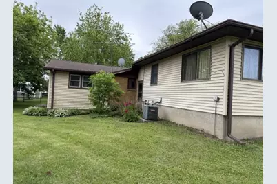 318 N 2nd Road, Tonica, IL 61370 - Photo 14