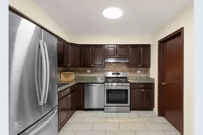 1914 Flintshire Drive #1914, Schaumburg, IL 60194 - Photo 8