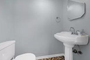 1914 Flintshire Dr, Schaumburg, IL 60194 - Photo 20