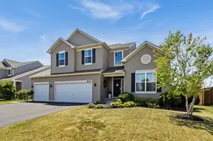 8512 Buckingham Rd, Joliet, IL 60431 - Photo 2