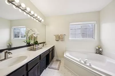 533 Rose Lane, Bartlett, IL 60103 - Photo 14