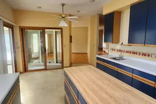 1814 Hickory Ln, Dixon, IL 61021 - Photo 16
