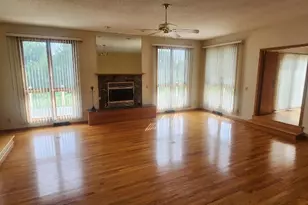 1814 Hickory Ln, Dixon, IL 61021 - Photo 12