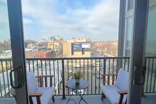 1546 N Orleans St, Chicago, IL 60610 - Photo 14