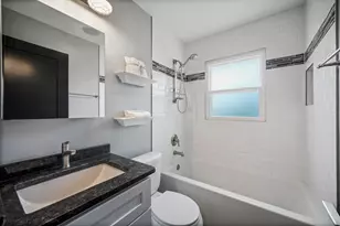 10403 Barnard Dr, Chicago Ridge, IL 60415 - Photo 10