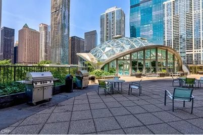 400 E Randolph Street #1518, Chicago, IL 60601 - Photo 26