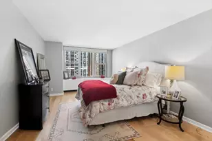 400 E Randolph St, Chicago, IL 60601 - Photo 12