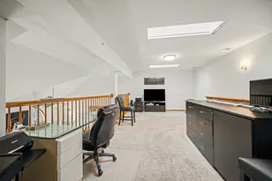 8505 Woodward Ave, Woodridge, IL 60517 - Photo 14