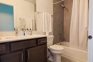 3S513 Barkley Ave, Warrenville, IL 60563 - Photo 20