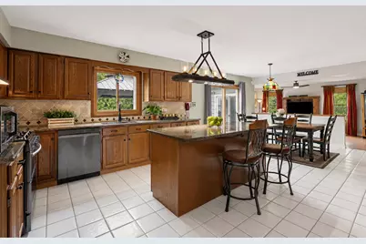 1902 Pine Meadow Court, Gurnee, IL 60031 - Photo 12