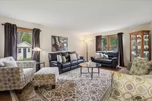 1902 Pine Meadow Ct, Gurnee, IL 60031 - Photo 6
