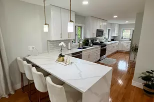 832 Leahy Circle, Des Plaines, IL 60016 - Photo 6