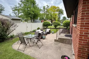 832 Leahy Circle, Des Plaines, IL 60016 - Photo 28