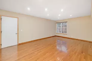 104 Thistle Ct, Schaumburg, IL 60194 - Photo 24