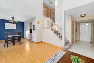 104 Thistle Ct, Schaumburg, IL 60194 - Photo 10