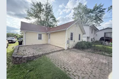 1431 Woodbine Drive, Round Lake Beach, IL 60073 - Photo 2