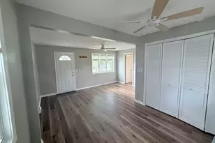 1431 Woodbine Dr, Round Lake Beach, IL 60073 - Photo 4