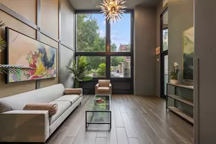 434 W Melrose St, Chicago, IL 60657 - Photo 18