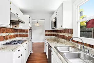 [Address not provided], Mundelein, IL 60060 - Photo 18