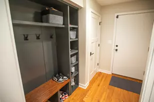 110 N Myrtle Ave, Elmhurst, IL 60126 - Photo 10