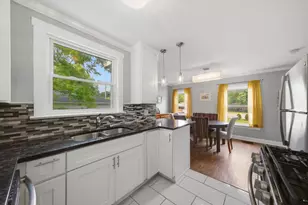 306 N Elmhurst Rd, Prospect Heights, IL 60070 - Photo 12